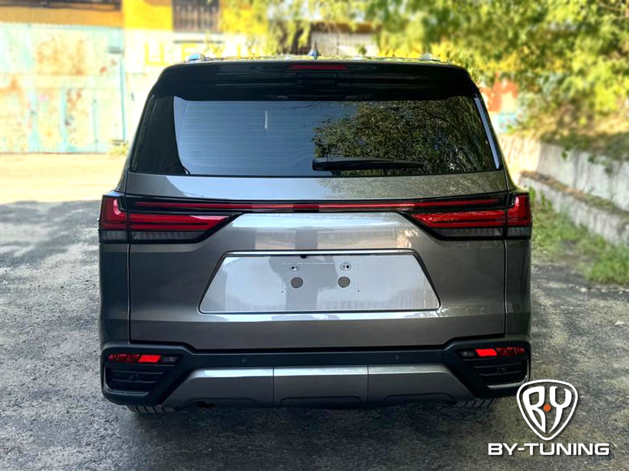 LEXUS LX500D бронирование лобового стекла пленкой | BY-TUNING Москва