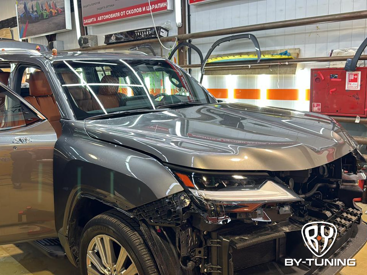 LEXUS LX500D установка защитной сетки в бампер | BY-TUNING Москва