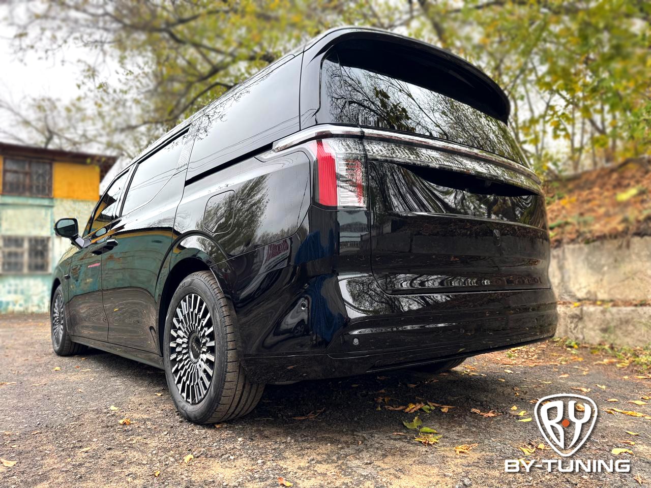 ZEEKR 009 бронирование кузова полиуретановой пленкой | BY-TUNING Москва