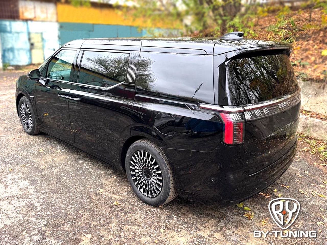 ZEEKR 009 удаление вмятин на кузове авто без покраски | BY-TUNING Москва
