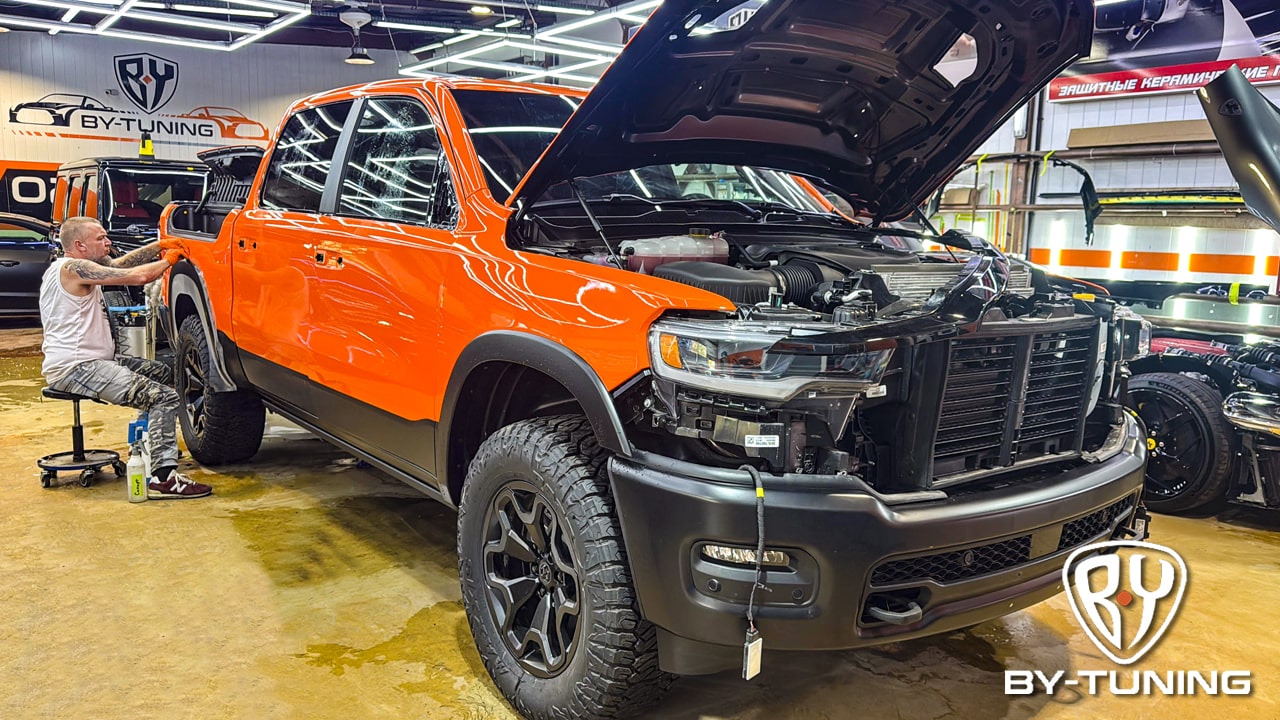 DODGE RAM 1500 LIMITED двухцветная оклейка кузова авто пленкой | BY-TUNING Москва