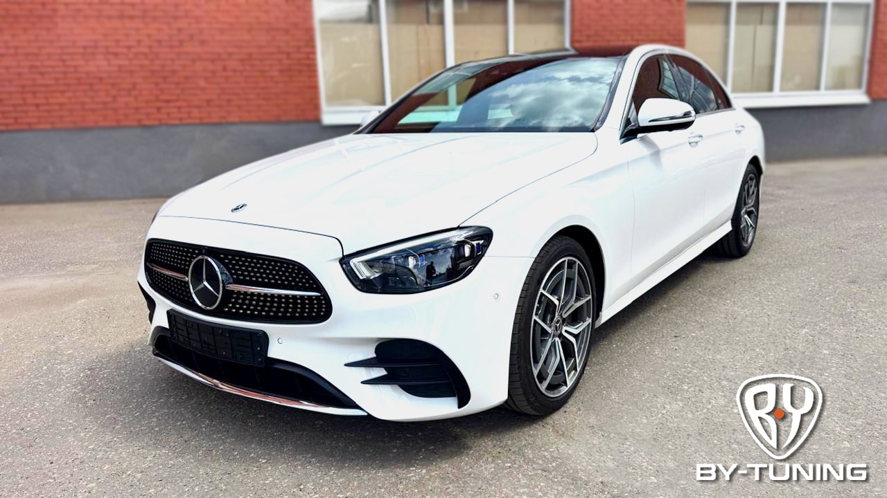 MERCEDES BENZ E-Class бронирование элементов кузова полиуретановой пленкой, оклейка в черный цвет крыши | BY-TUNING Москва