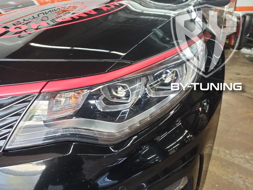 KIA Optima оклейка хром элементов в красный матовый цвет